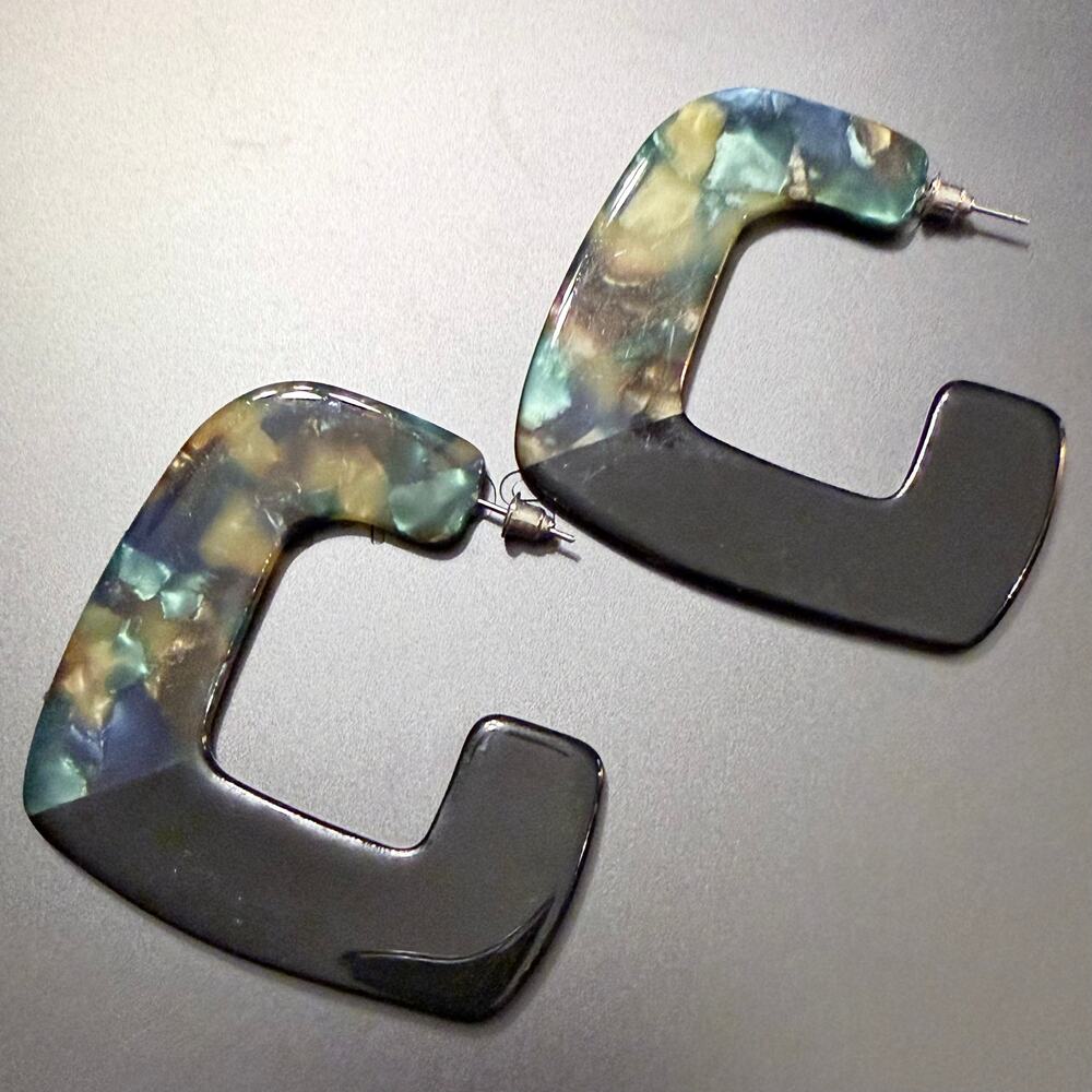 Geometric Square Tortoise Shell Resin Hoop Earrings